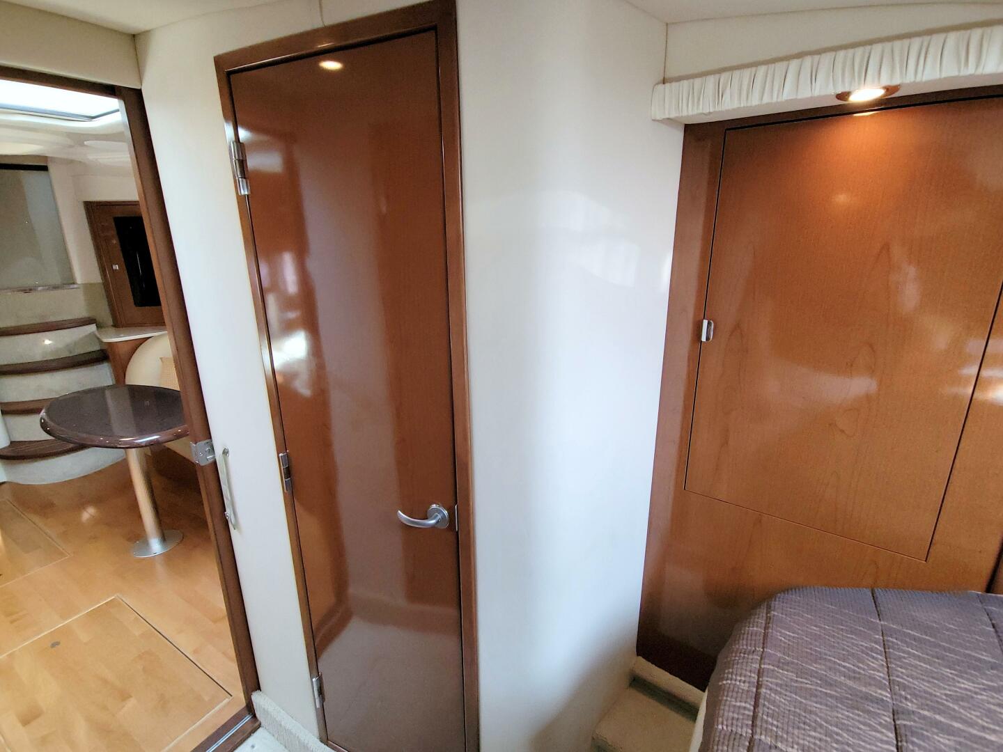 2009 Sea Ray 44 Sundancer - Image 39