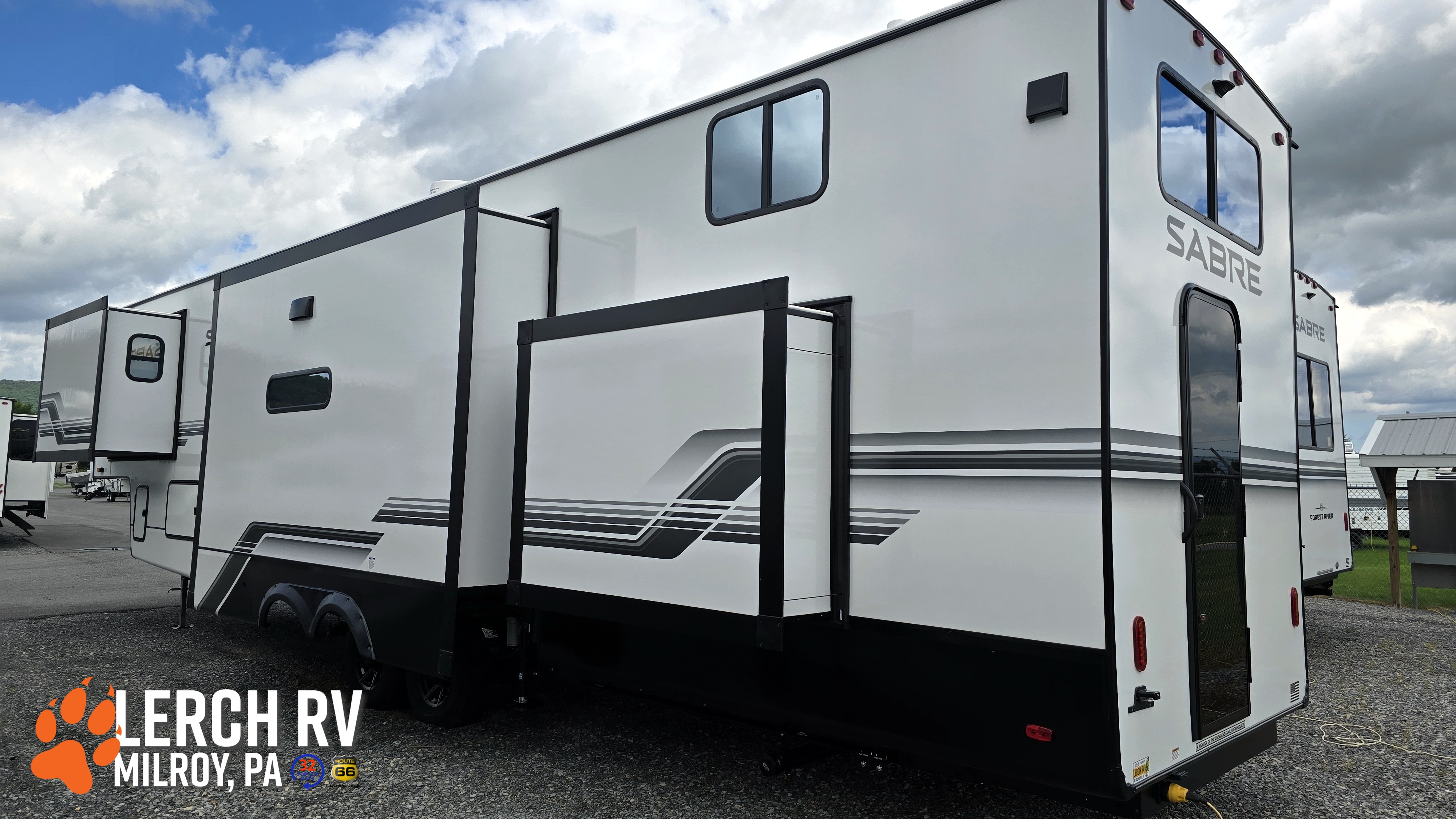 2027 Forest River Sabre 36DBB - Image 9