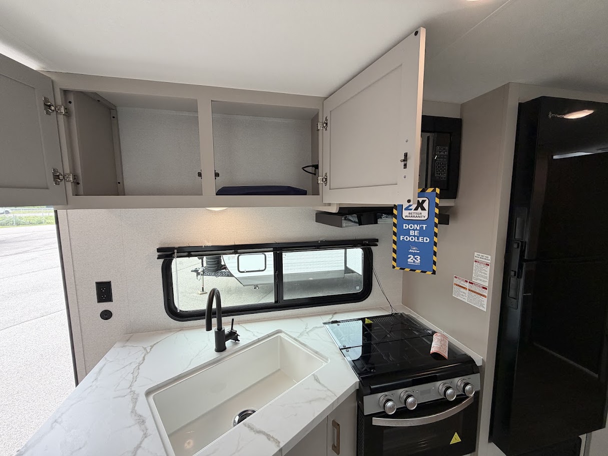 2027 Jayco Jay Flight SLX 261BHS - Image 30