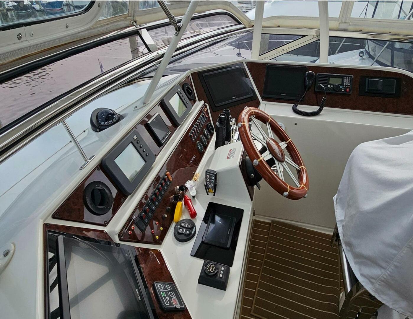 2006 Marquis 65 - Image 43