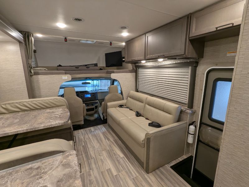 2024 Thor Motor Coach Four Winds 28Z - Image 14