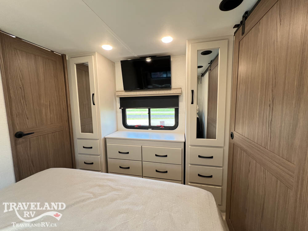 2023 Alliance RV Paradigm 395DS - Image 31