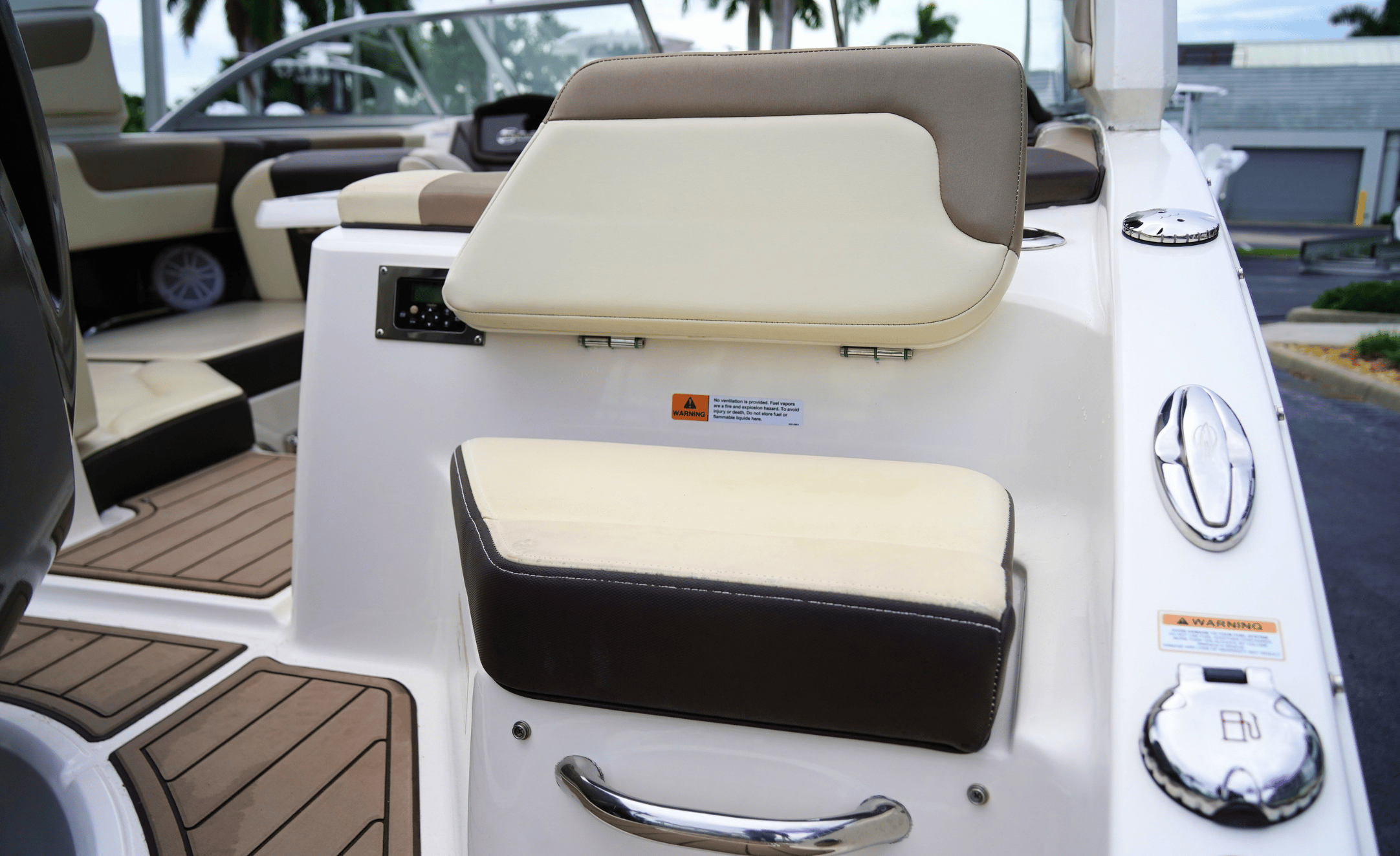 2020 CHAPARRAL 250 SUNCOAST - Image 16