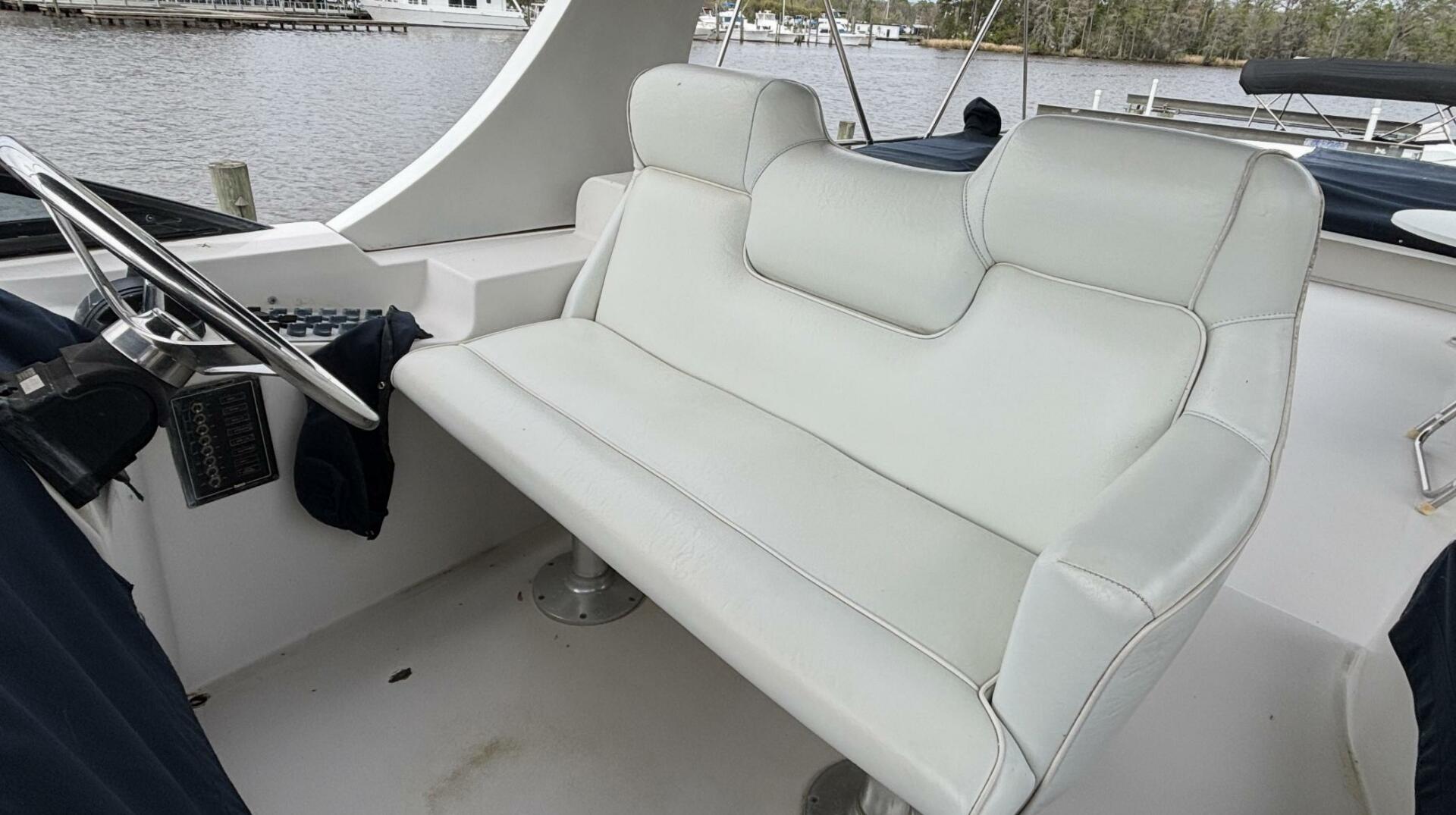 2007 Bluewater 5200 - Image 12