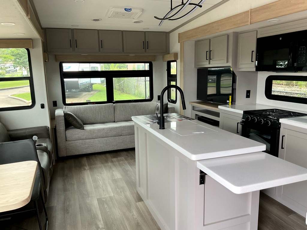 2027 KZ RIDGEWAY 36MBL - Image 6