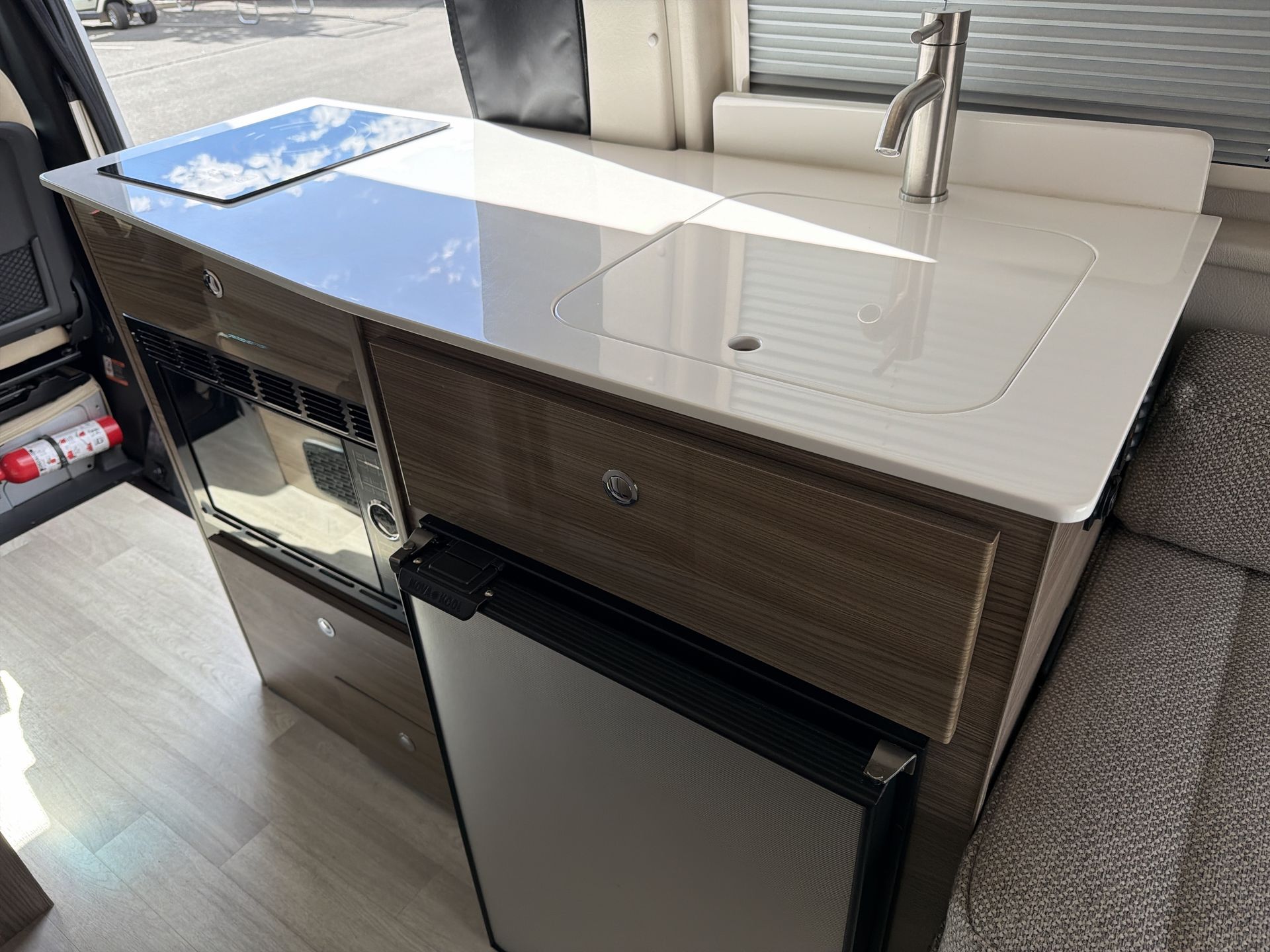 2020 Winnebago Boldt 70BL - Image 29