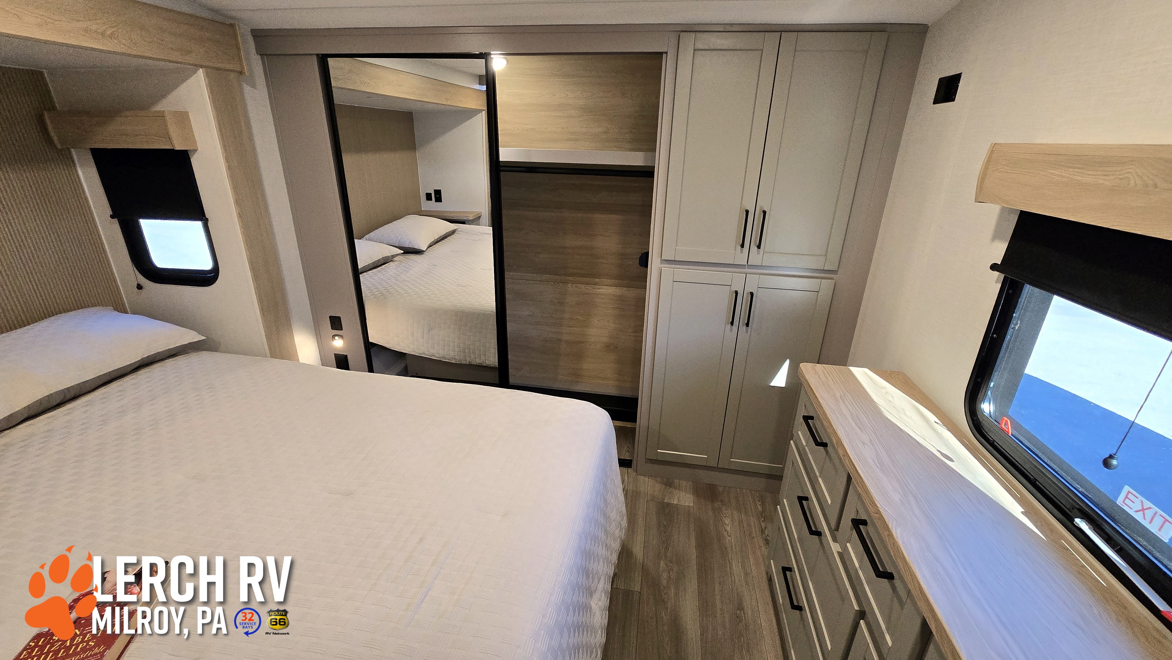 2027 KZ RIDGEWAY 38TBL - Image 24