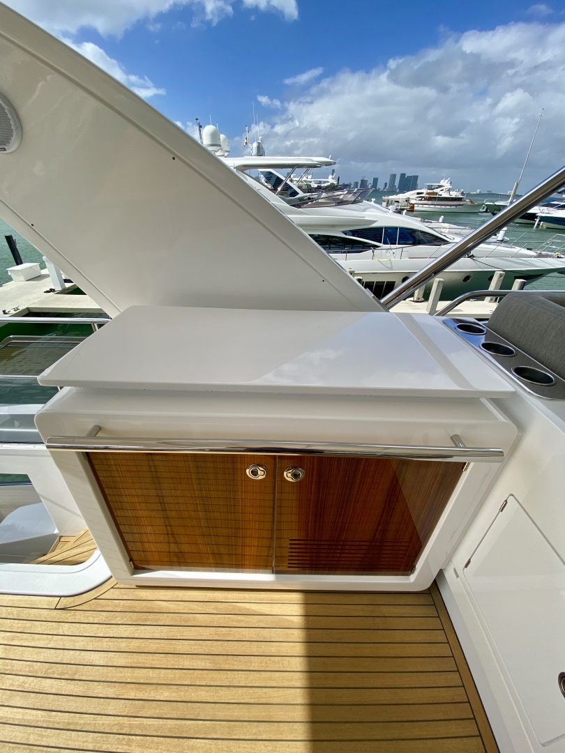 2018 Azimut Flybridge - Image 41