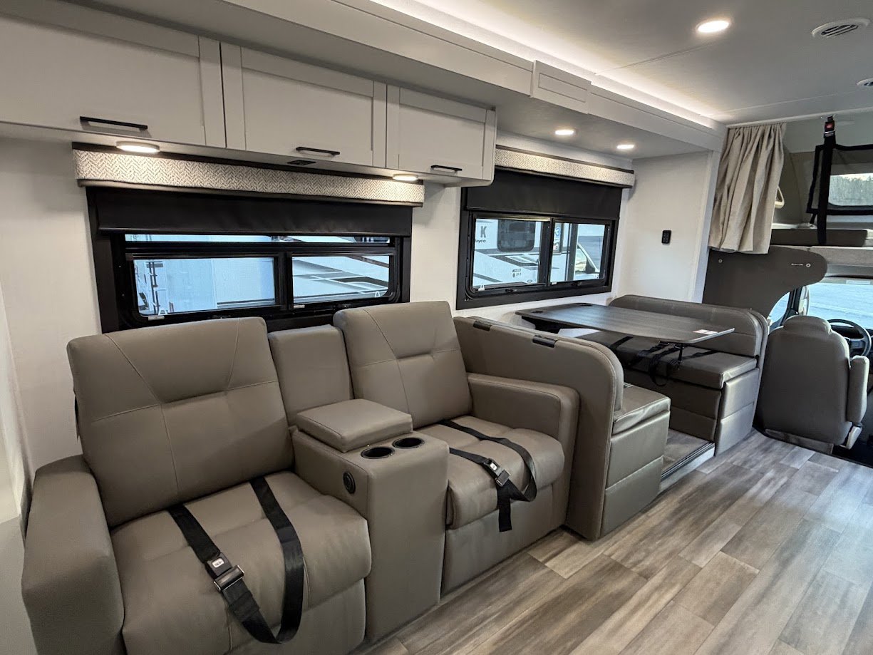 2026 JAYCO GREYHAWK 30Z - Image 60