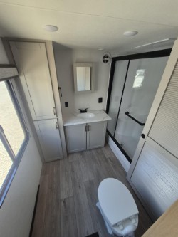 2027 JAYCO JAY FLIGHT BUNGALOW JAYLOFTDS - Image 25