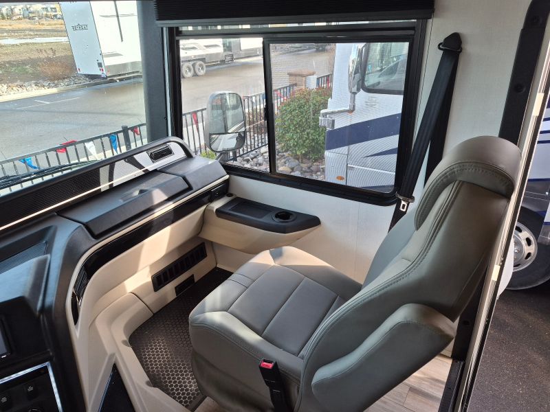 2026 Entegra Coach Vision SE 27ASE - Image 5