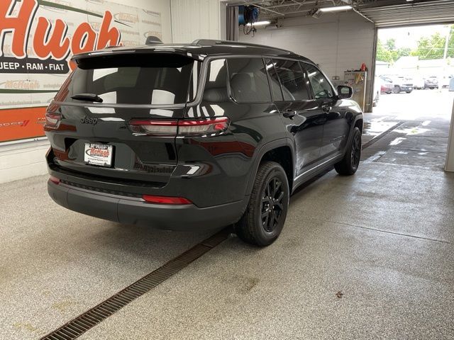 2026 Jeep Grand-Cherokee-L Laredo Altitude 4x4 - Image 9