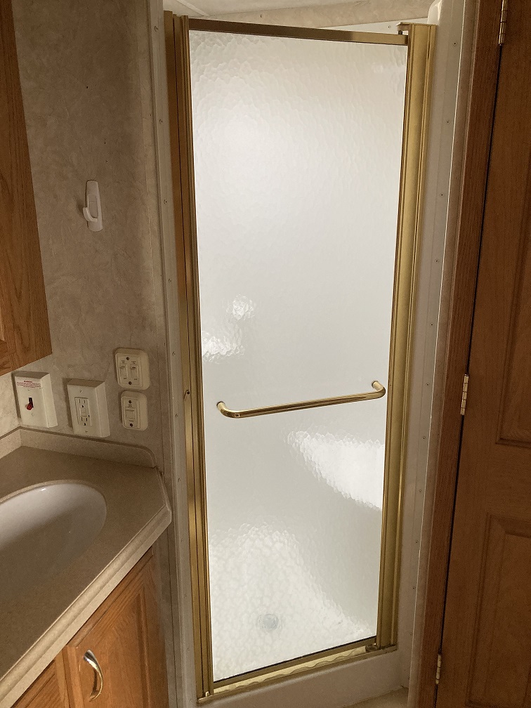 2006 NuWa Hitchhiker 36CK - Image 19