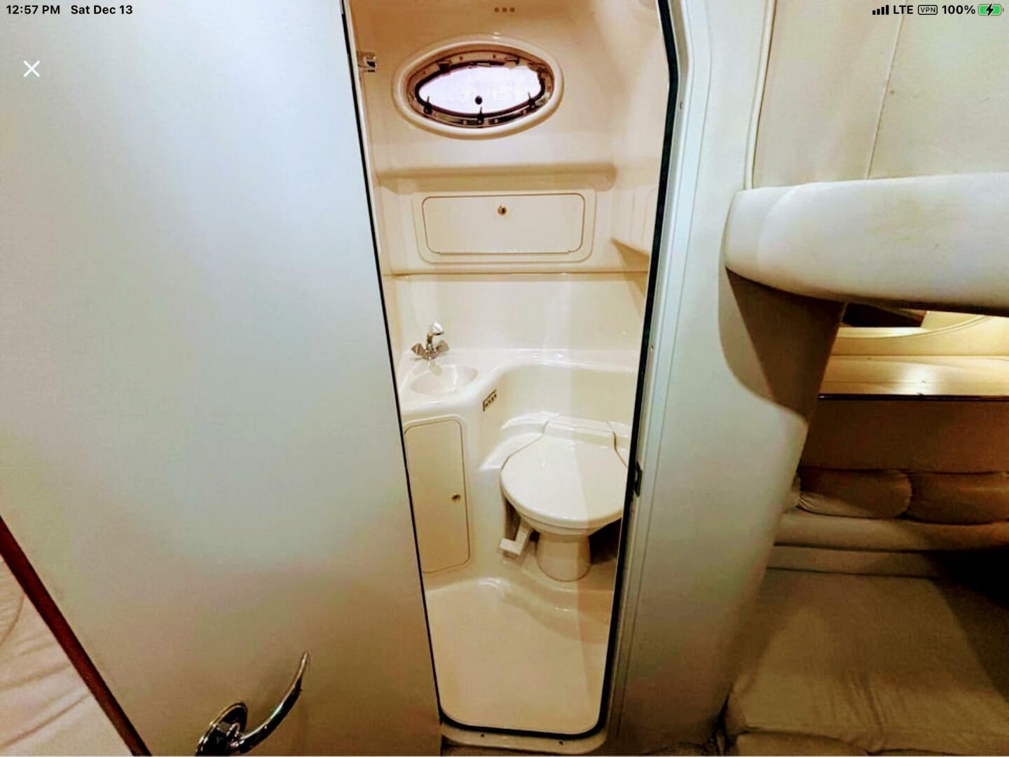 1998 Sea Ray 400 Sundancer - Image 22