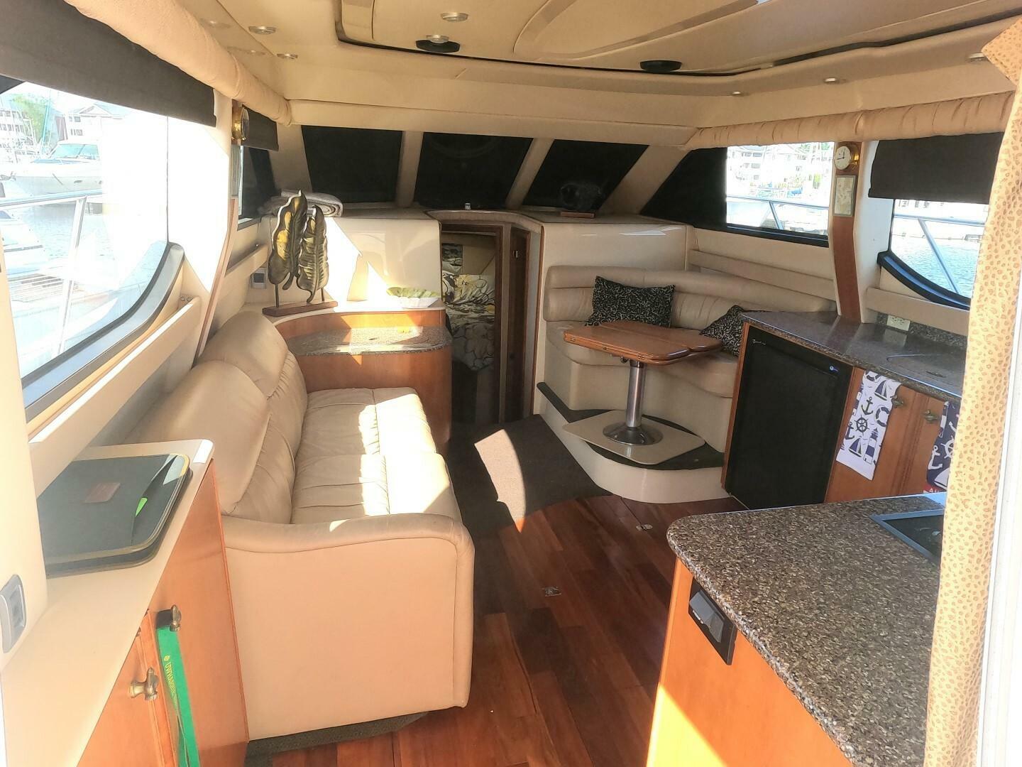 2003 Meridian 34 Convertible - Image 23