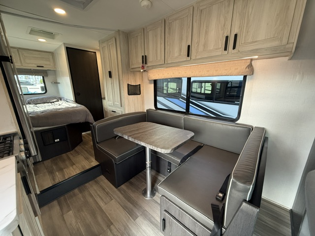 2023 Forest River Sunseeker LE 2350LE - Image 6