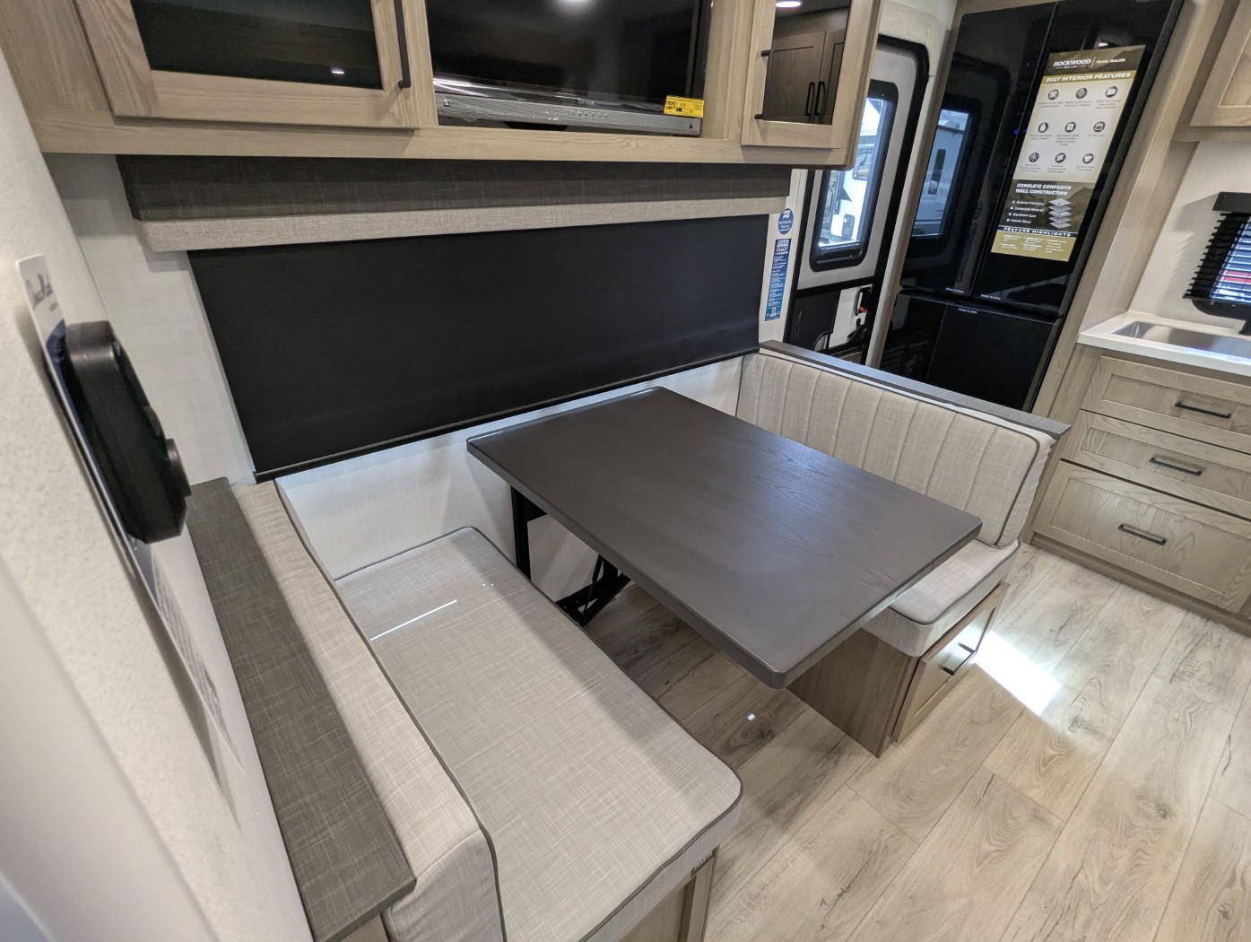 2027 Forest River Rockwood Mini Lite 2515S - Image 20