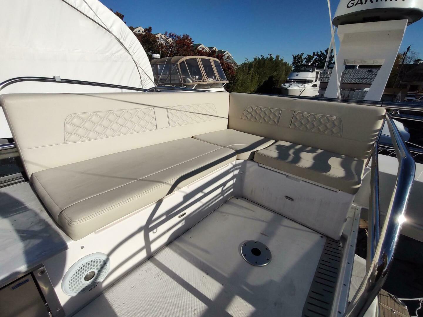 2021 Regal 42 FLY - Image 30