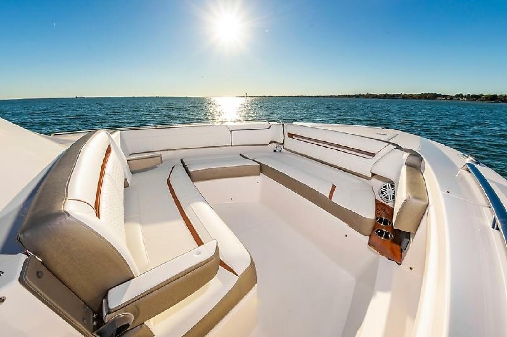 2023 TIARA YACHTS TIARA YACHTS 38 LS Base - Image 25