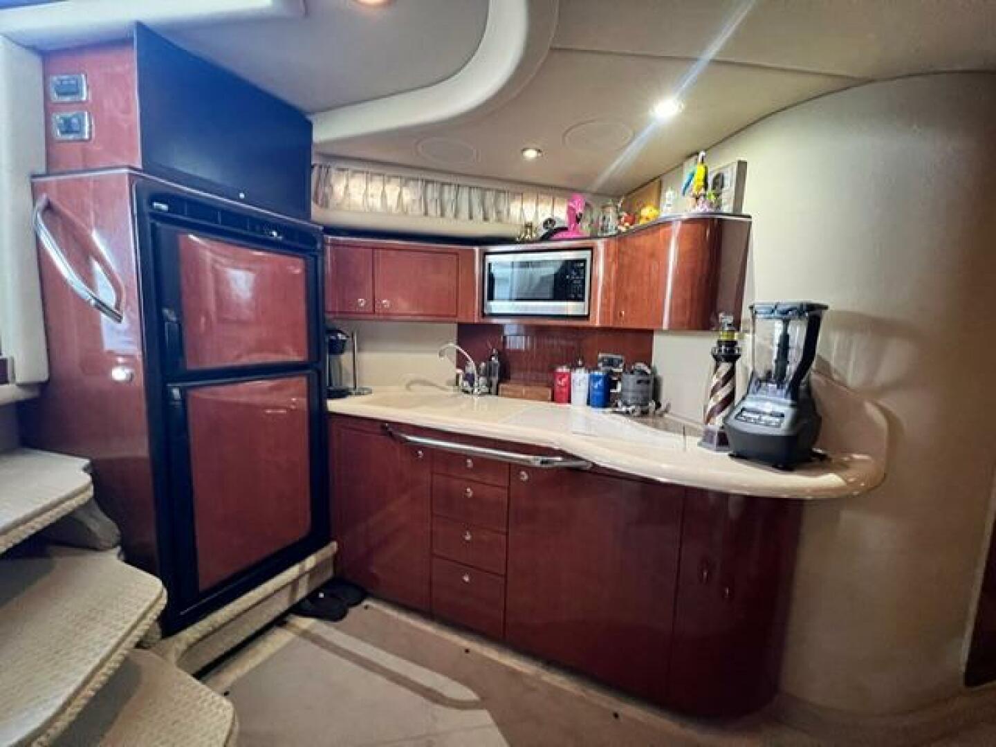 2003 Sea Ray 380 Sundancer - Image 17
