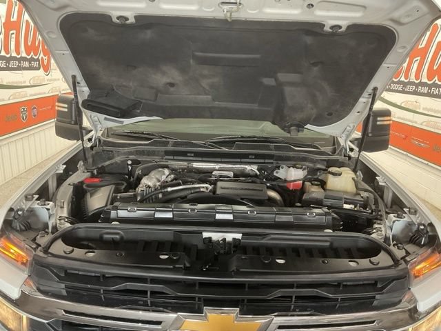 2024 Chevrolet Silverado 2500HD LT - Image 15