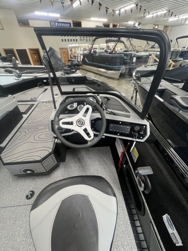 2026 Smokercraft SMOKERCRAFT ADVENTURER 188 DC PRO - Image 9