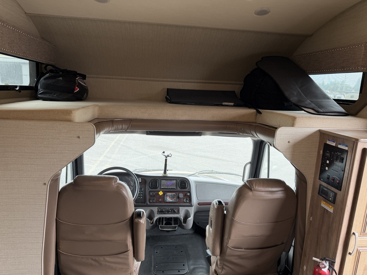 2019 Jayco Seneca 37K - Image 6