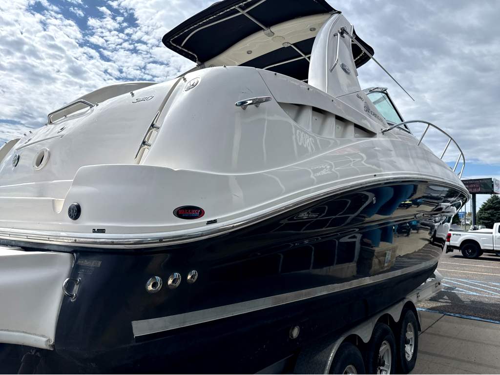 2006 Sea Ray 320 Sundancer - Image 2