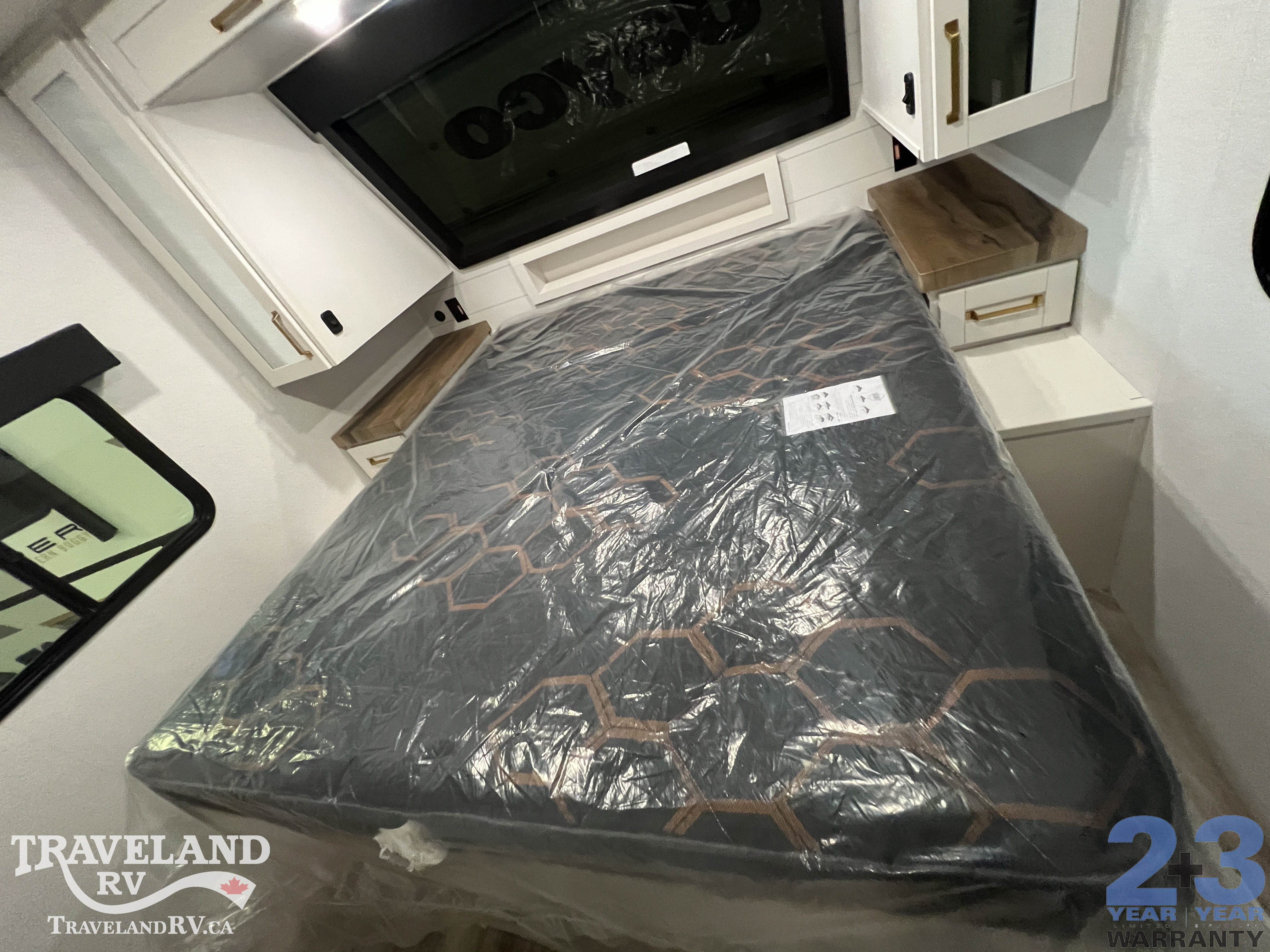 2027 Jayco Eagle 312BHOK - Image 38