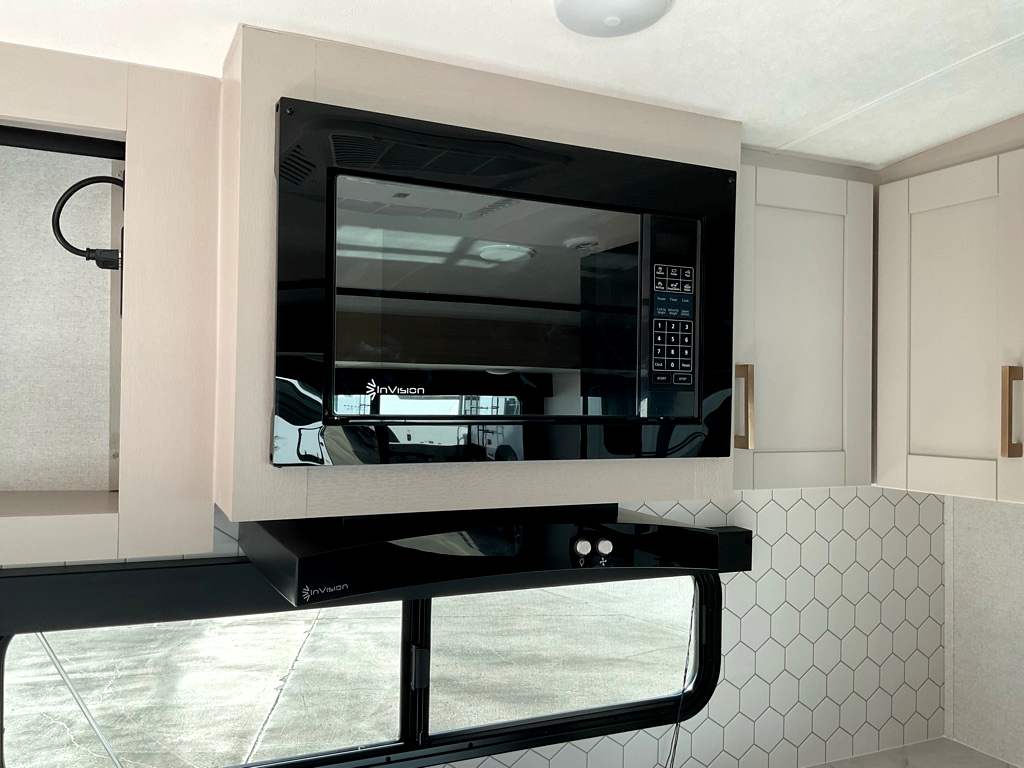 2027 JAYCO Jay Feather 33BH - Image 13