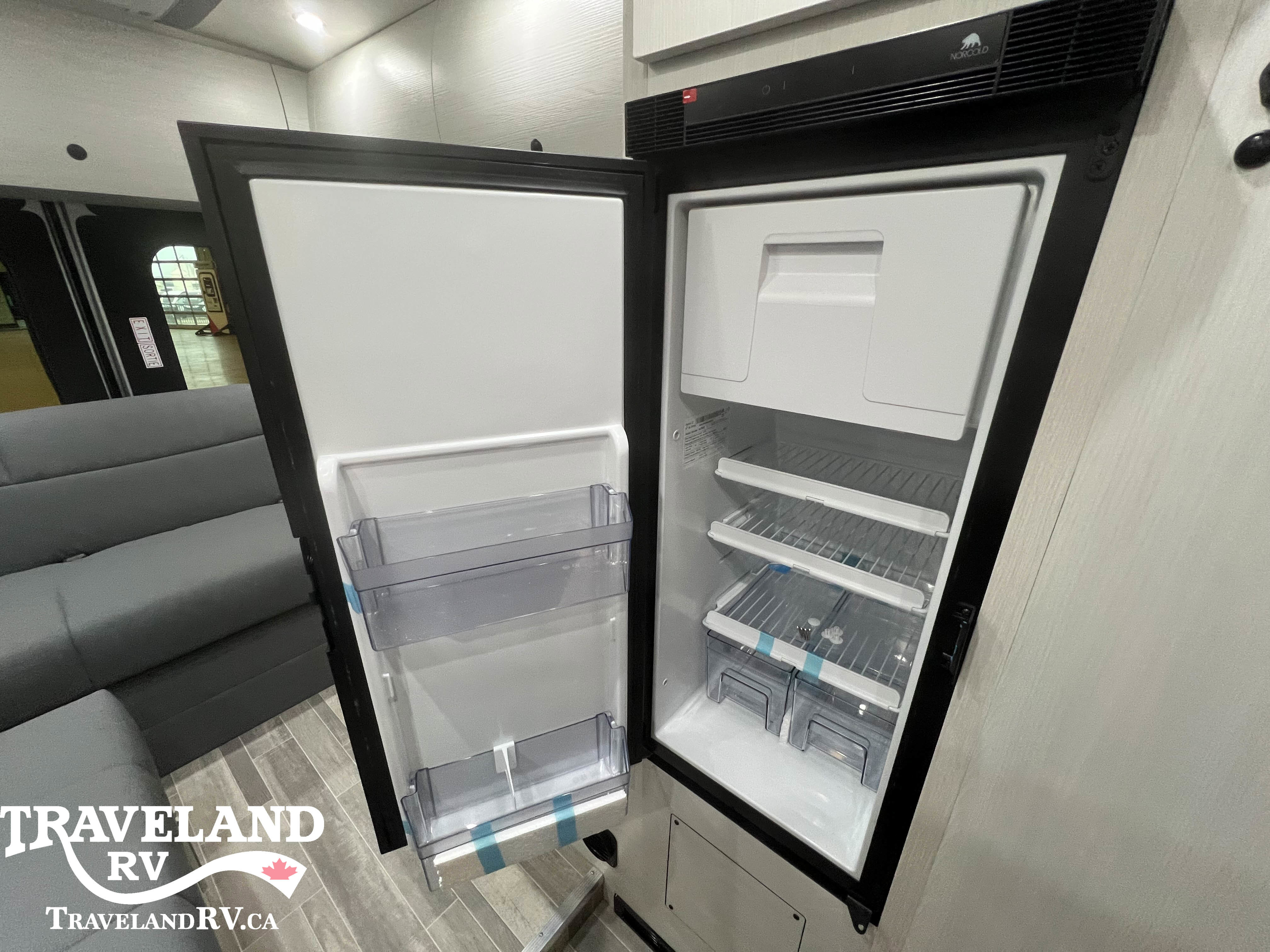 2026 Pleasure-Way Lexor TS - Image 13
