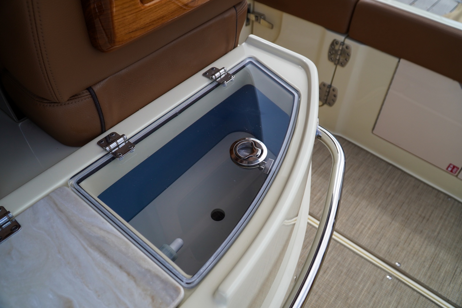 2026 Chris-Craft 31 Catalina - Image 17