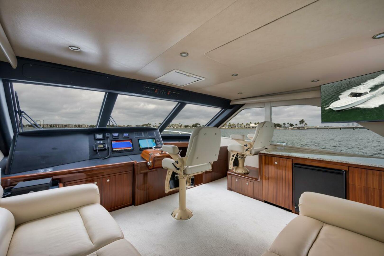 2007 Viking 52 Sport Coupe - Image 14