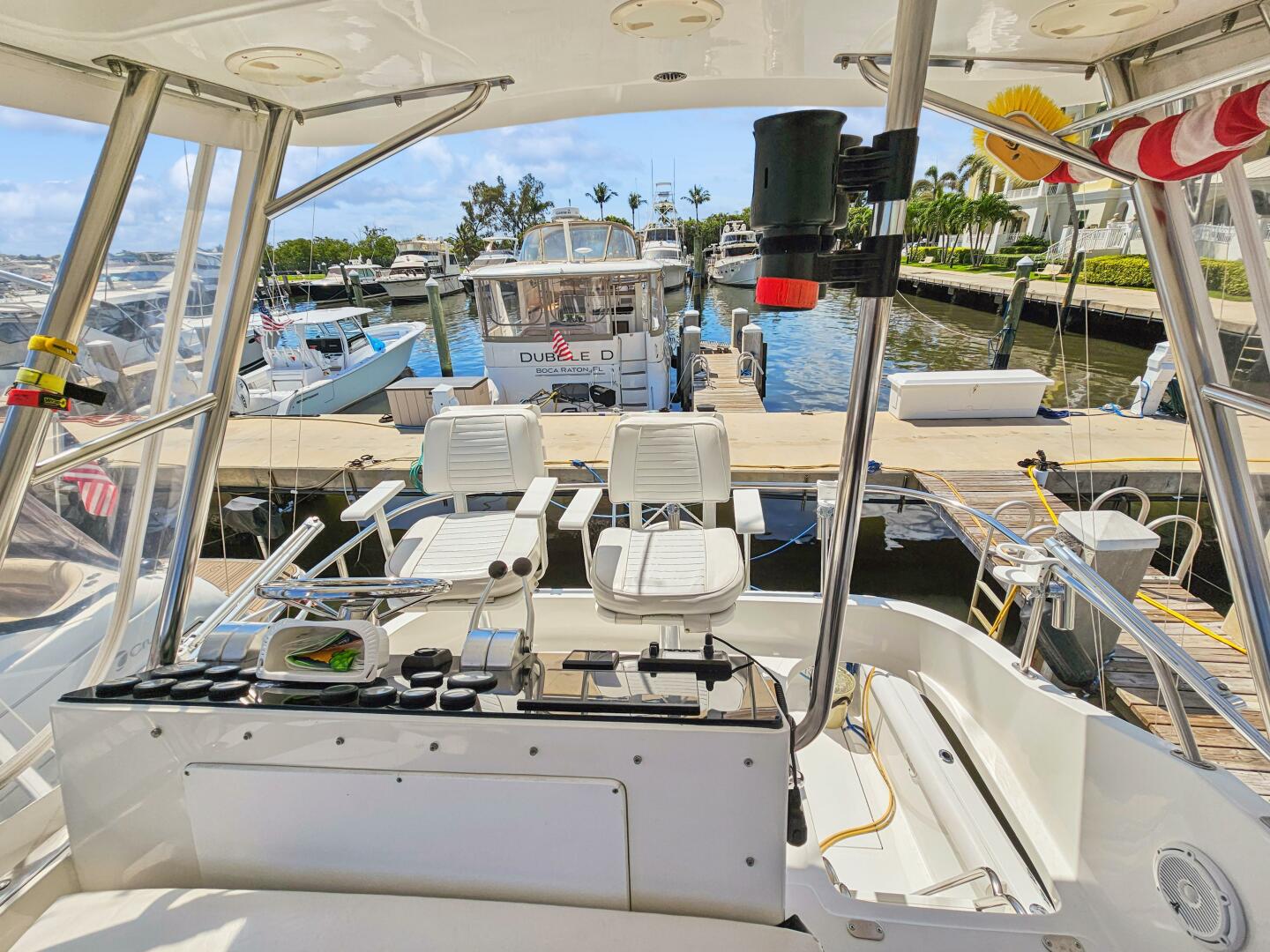 2001 Mediterranean 38 Convertible - Image 6