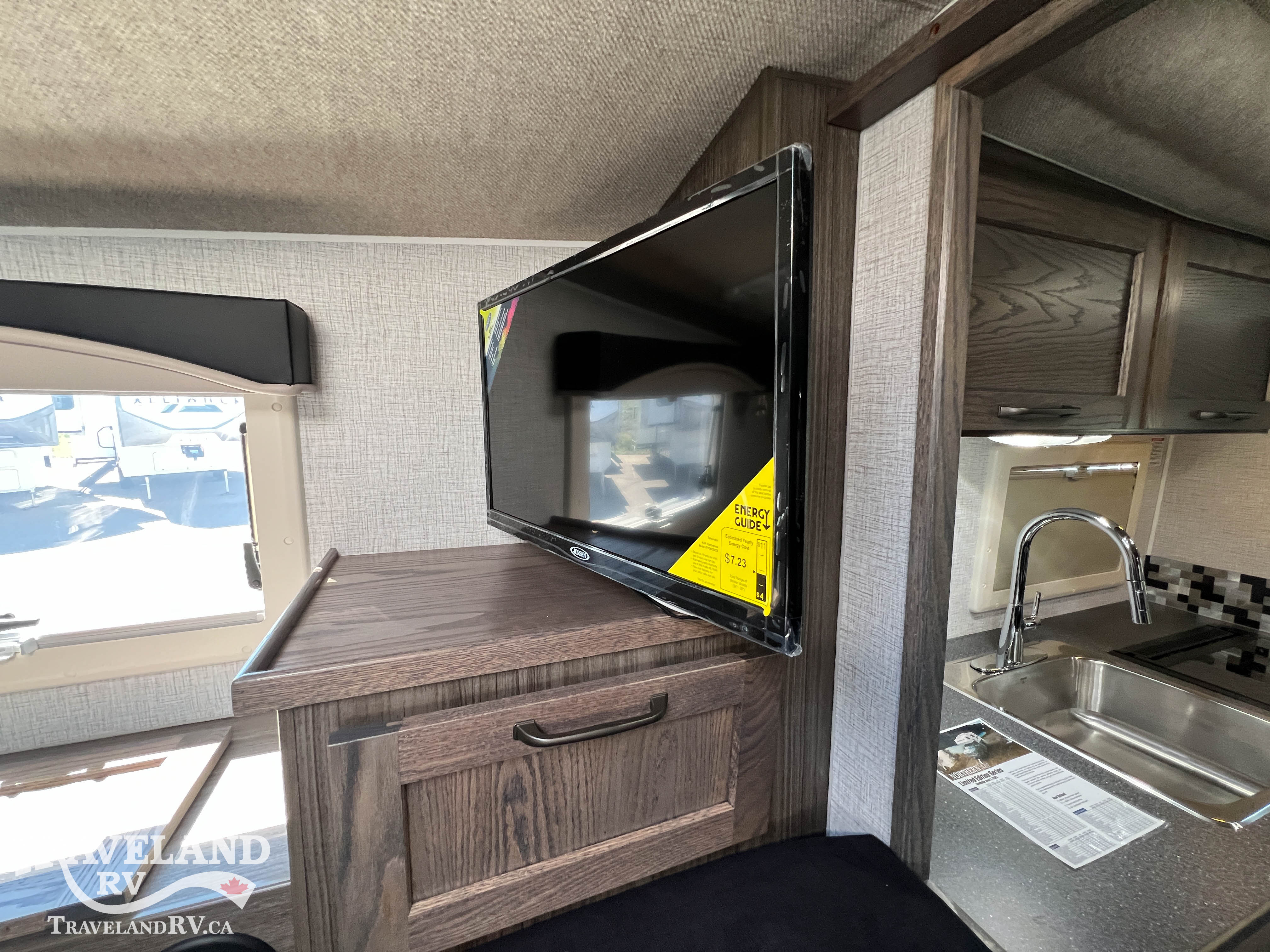 2027 Northern Lite Limited Edition 10-2EX LE WB - Image 21