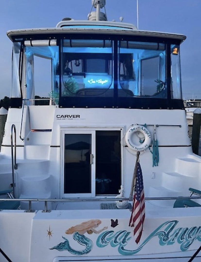 2003 Carver - Image 5