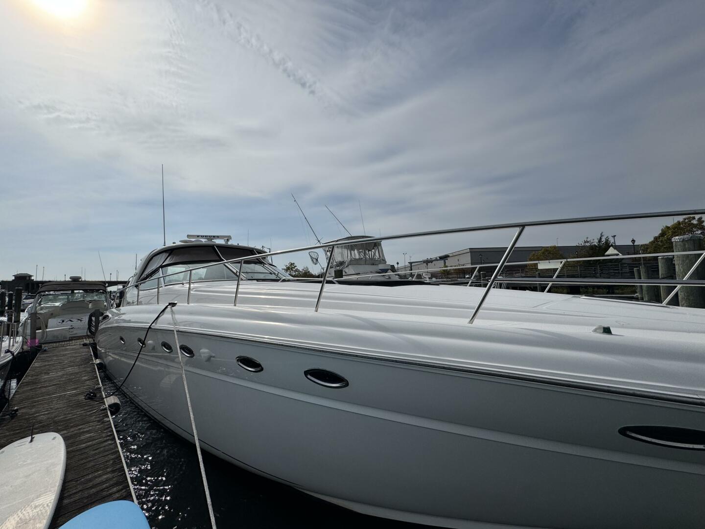 2001 Sea Ray 510 SUNDANCER - Image 3