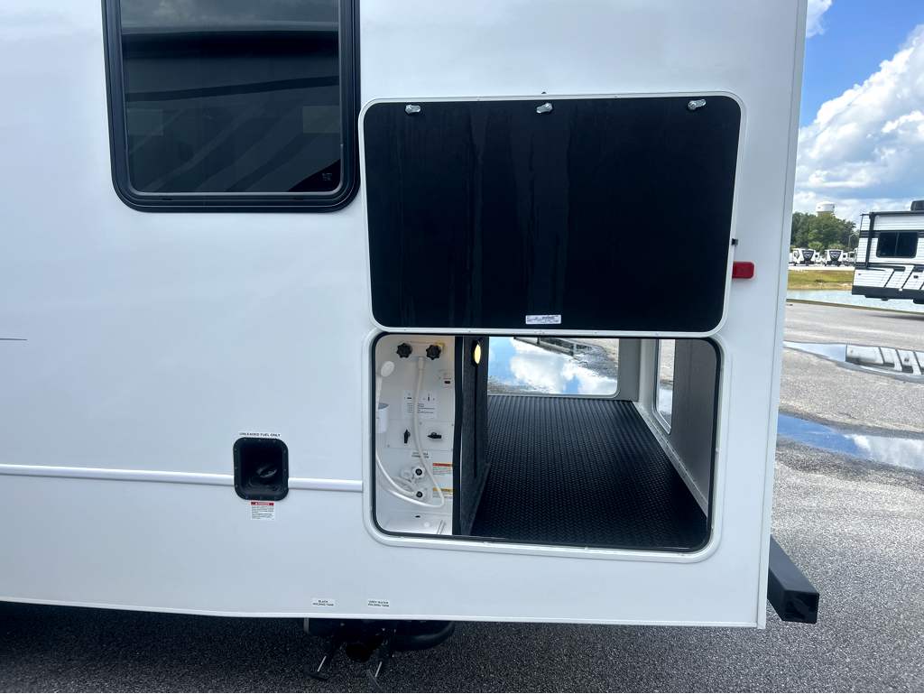 2026 ENTEGRA COACH ODYSSEY SE 29KF - Image 8
