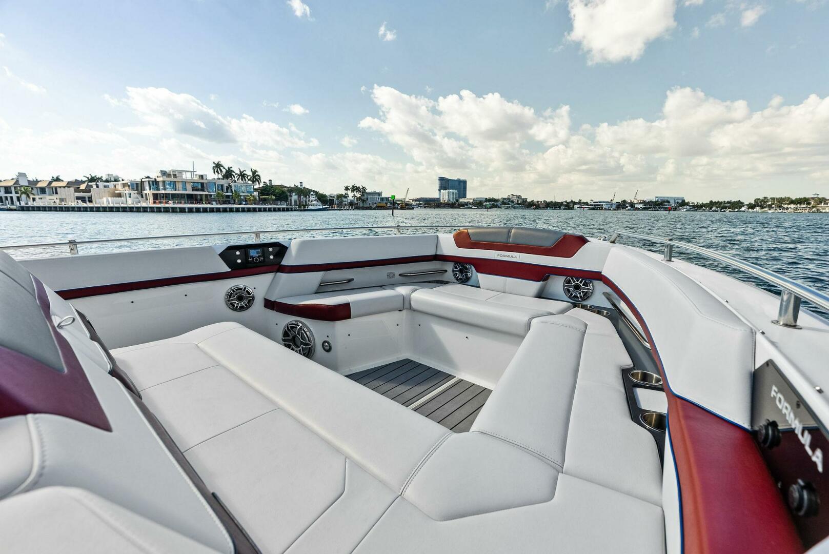 2023 Formula 430 Super Sport Crossover - Image 37