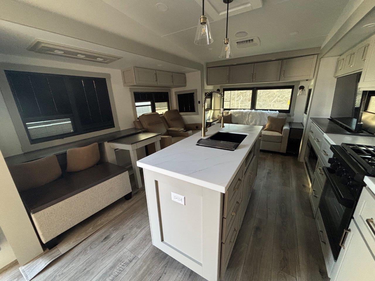 2026 Brinkley RV Model Z 3100 - Image 4