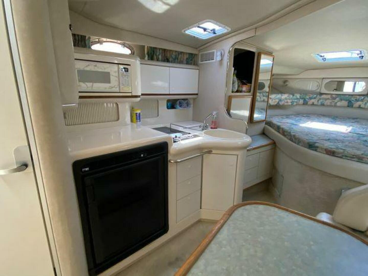 1996 Sea Ray 330DA - Image 14