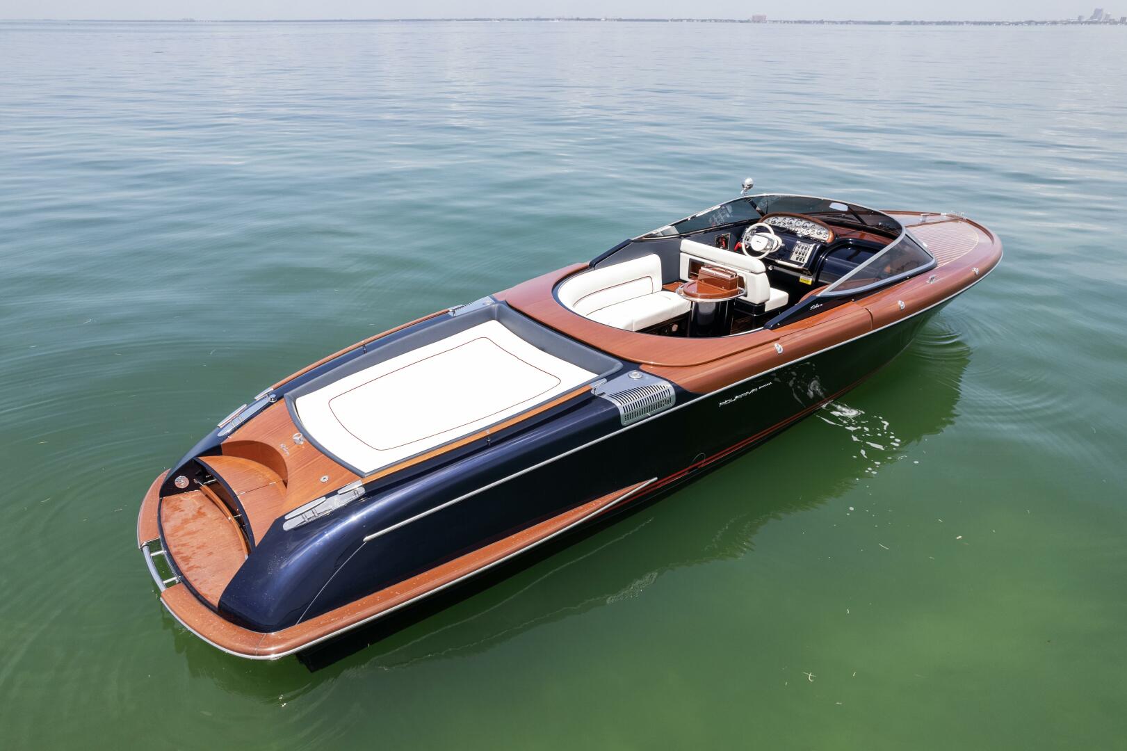 2020 Riva - Image 6