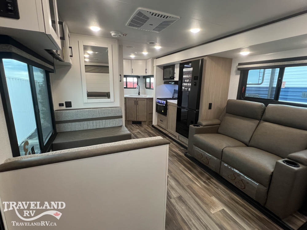 2026 Highland Ridge Range Lite 211RKM - Image 3