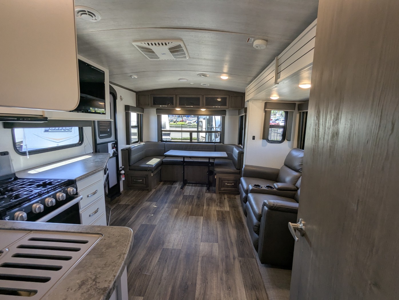 2021 Keystone Cougar Half-Ton West 25RDSWE - Image 39