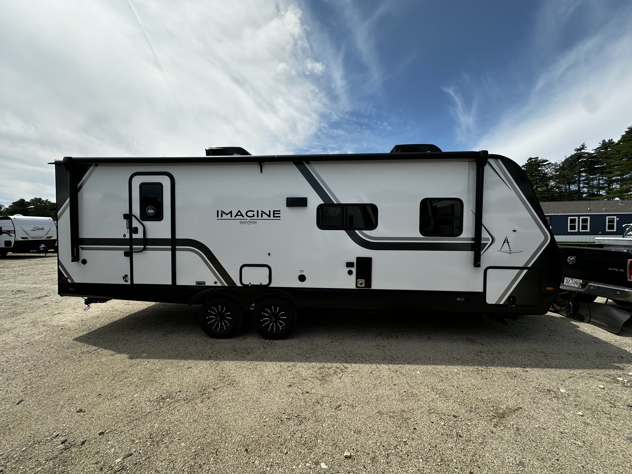 2027 Grand Design Imagine 2600RB - Image 2