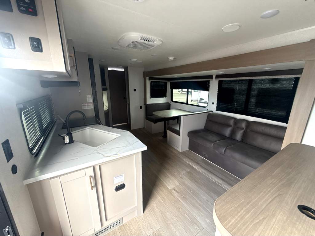 2027 Jayco Jay Flight SLX 261BHS - Image 25