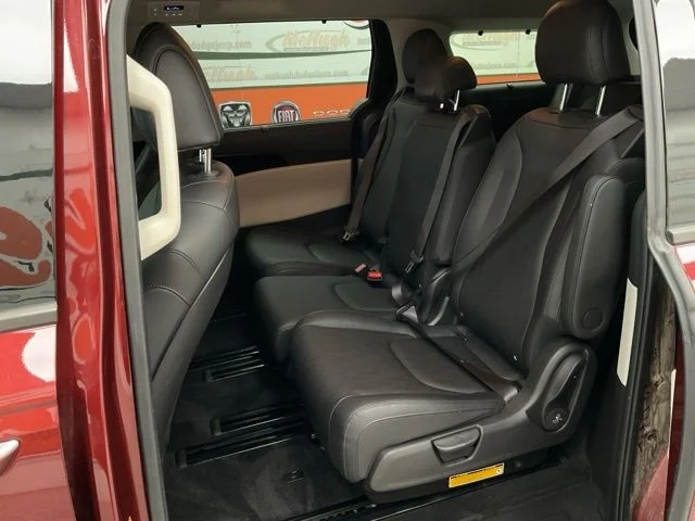 2023 Kia Carnival Wagon SX - Image 20