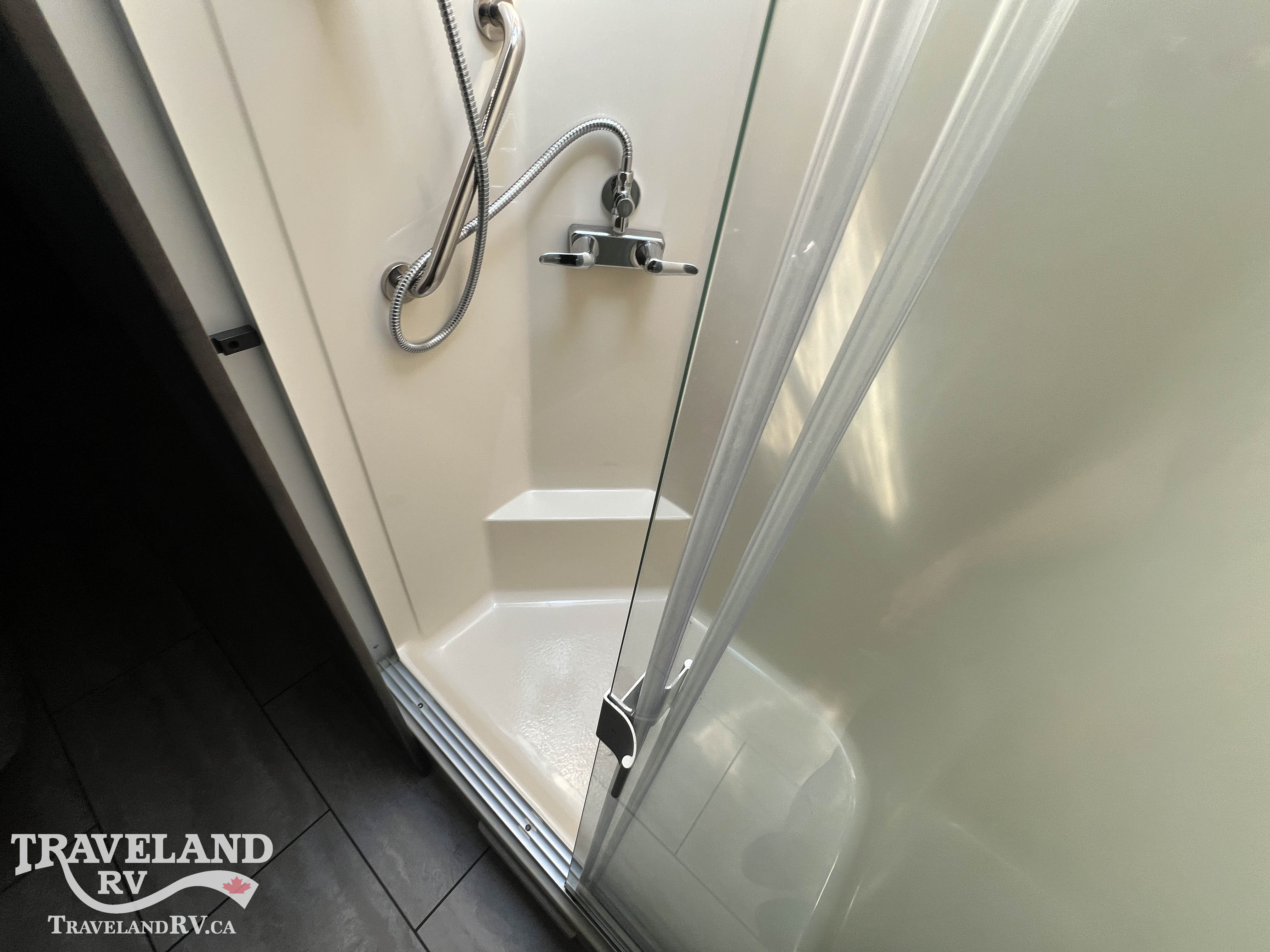 2012 Tiffin Allegro 36 LA - Image 31
