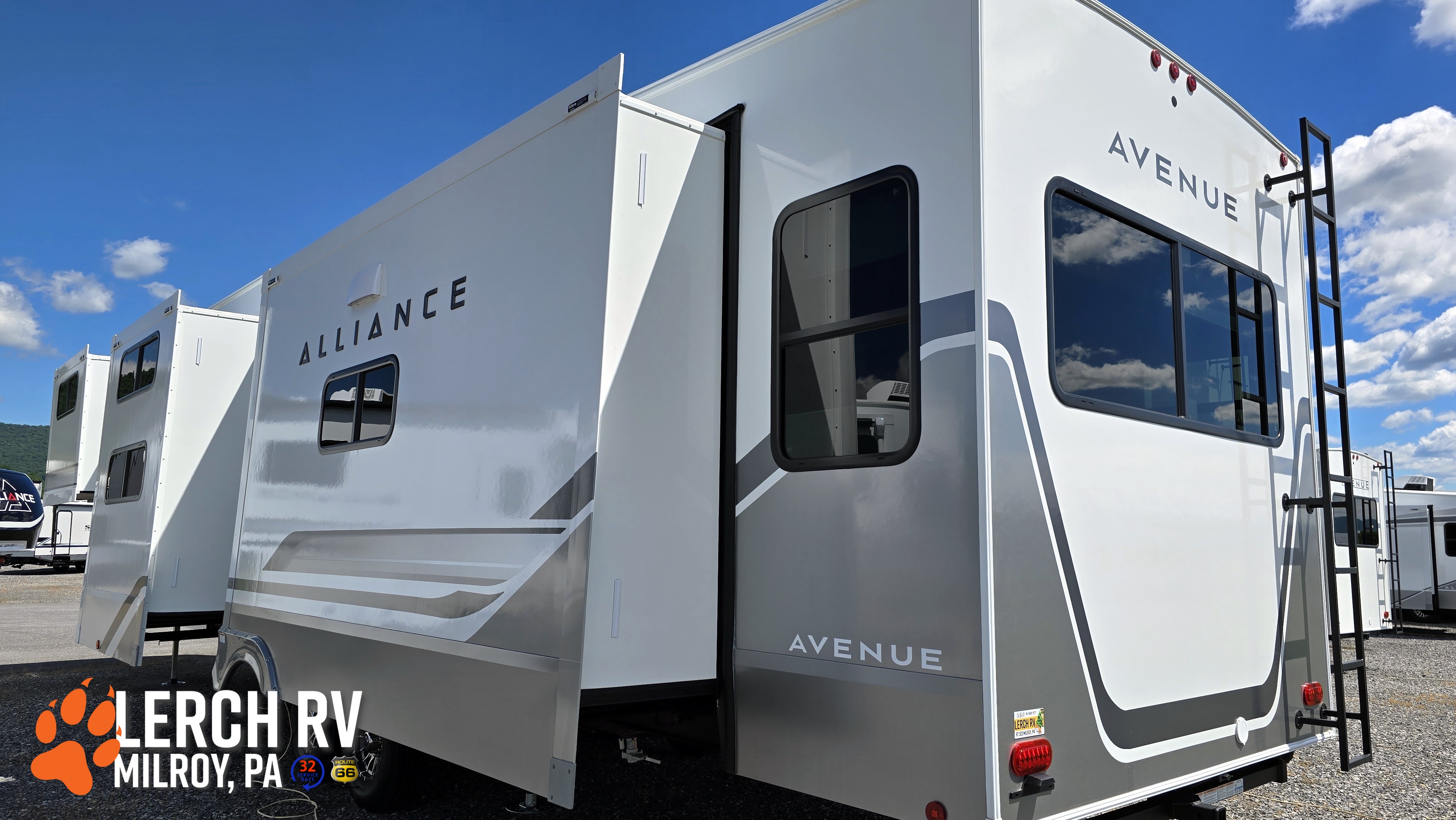 2027 Alliance RV Avenue 39MBR - Image 7
