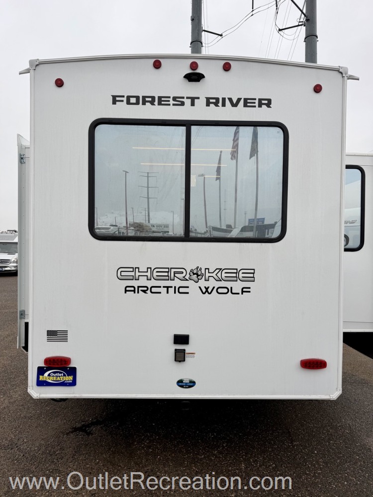 2026 Forest River Cherokee Arctic Wolf 27SGS - Image 7